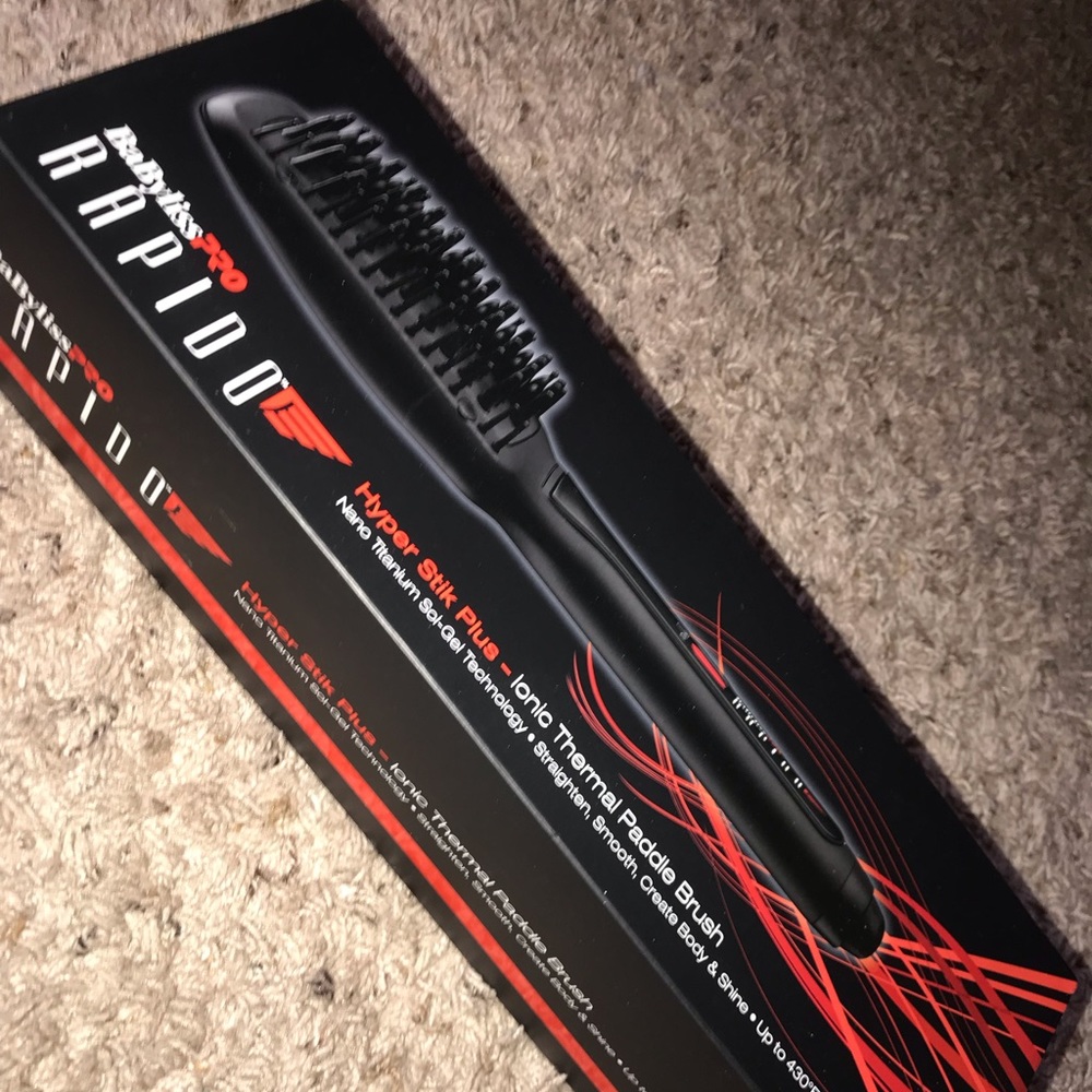 Paddle brush hair straightener
